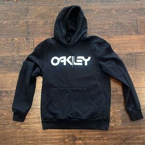 Oakley hoodie like new